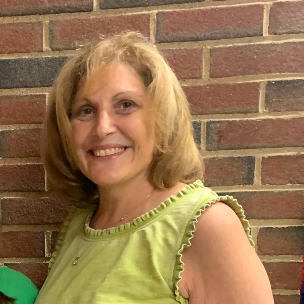 Meet your Posher, Jennifer